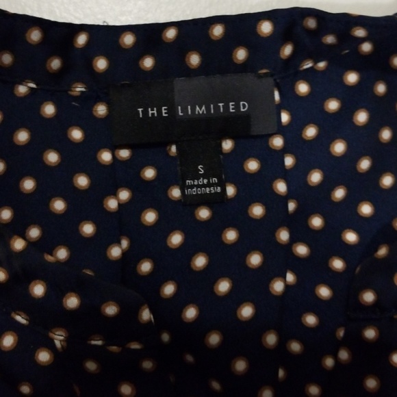 Tops - Picture 3 of 3